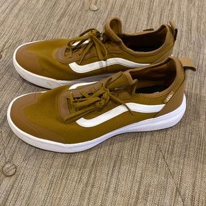 Van’s Dijon Color Ultrarange Tennis Shoes - Size Men’s 10.5 / Women’s 12